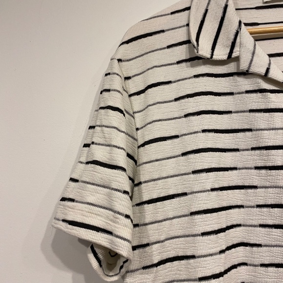 Zara White and Black Striped Collared Button Down Short Sleeve Top Size XL - Picture 2 of 4